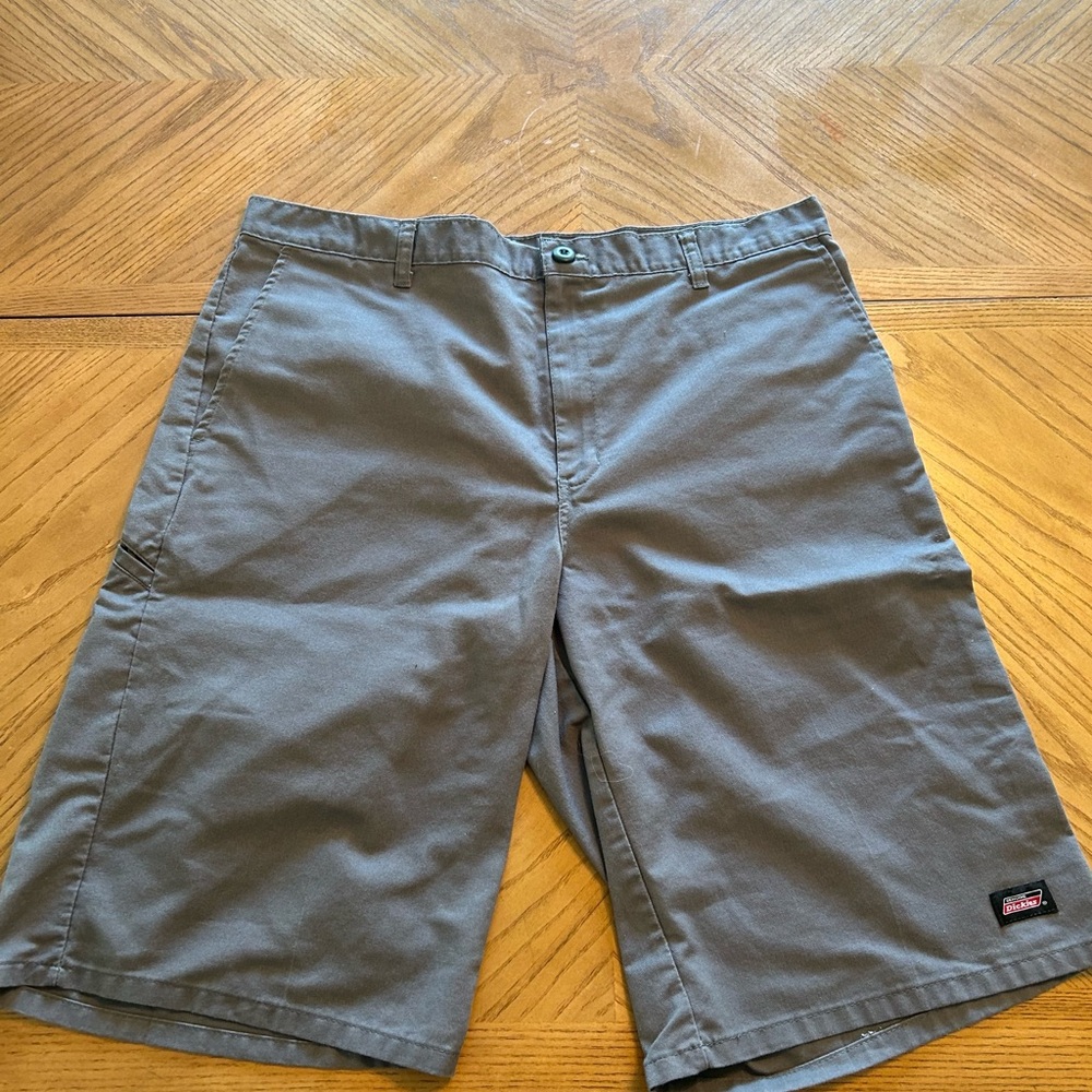 Dickies Gray Cargo Shorts Durable Cotton Blend